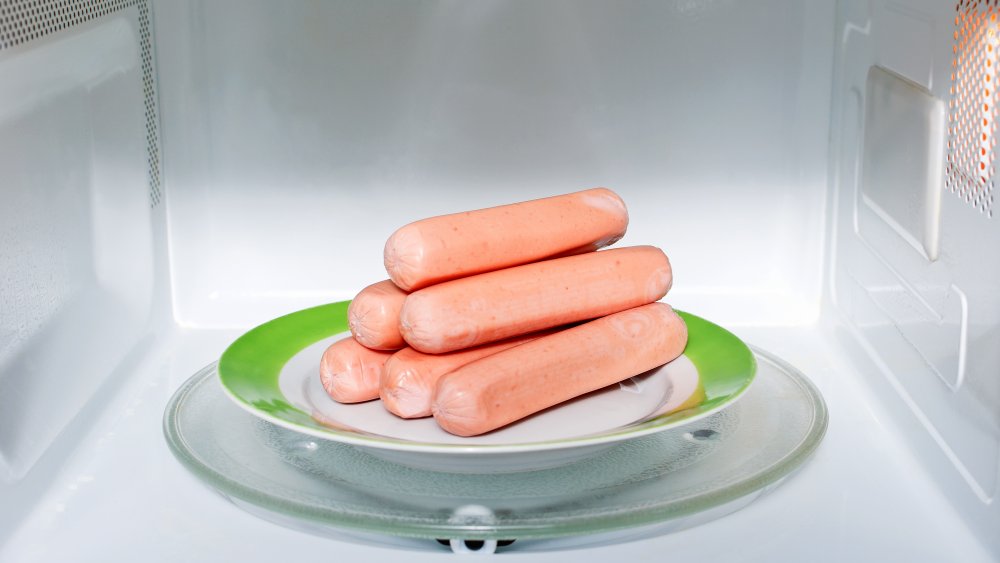 hot dogs in the microwave
