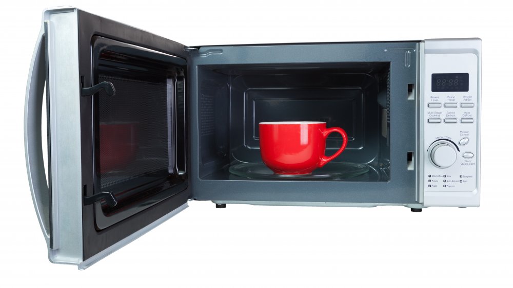 Teacup in microwave