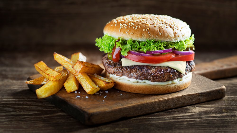 You Should Never Order A Burger MediumRare At A Restaurant. Here's Why