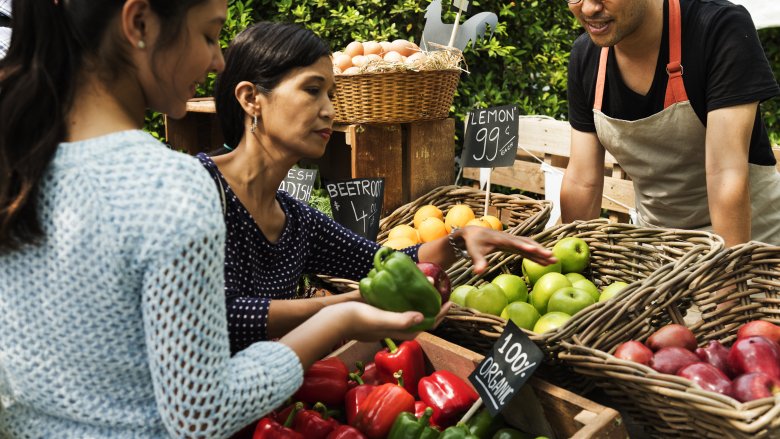 farmers market