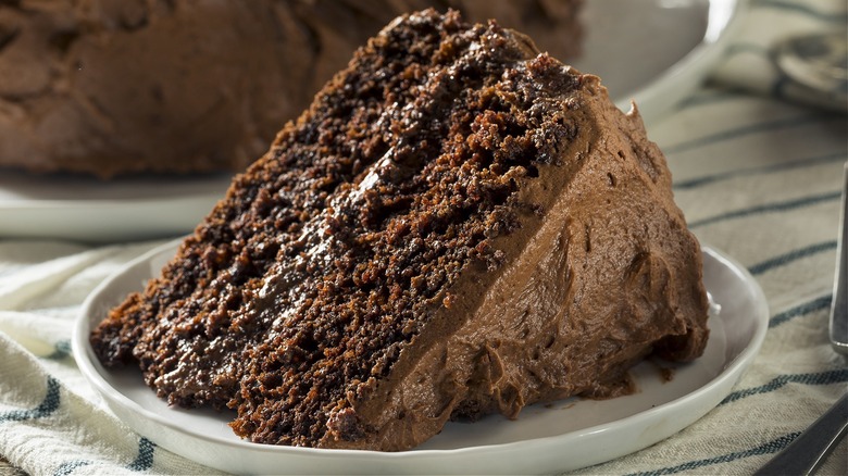 fudgy chocolate cake