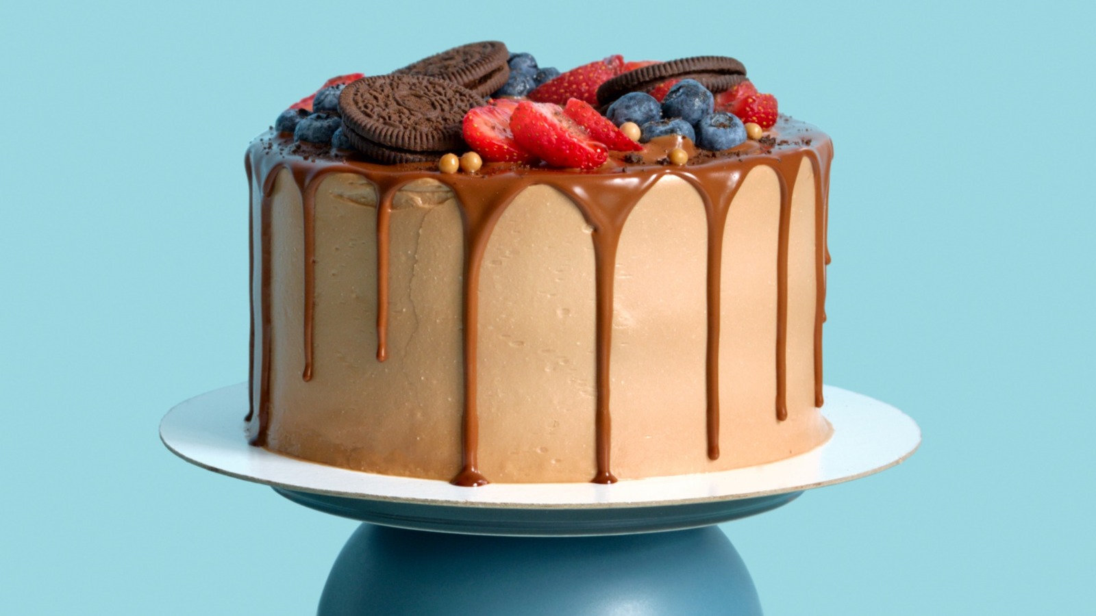 Your Freezer Is The Key To A Clean-Looking Drip Cake