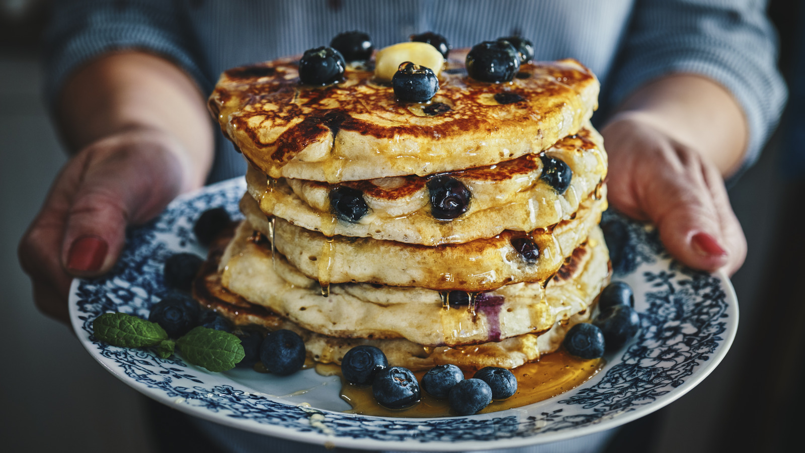 You're Making A Mistake By Not Adding Sugar To Pancakes