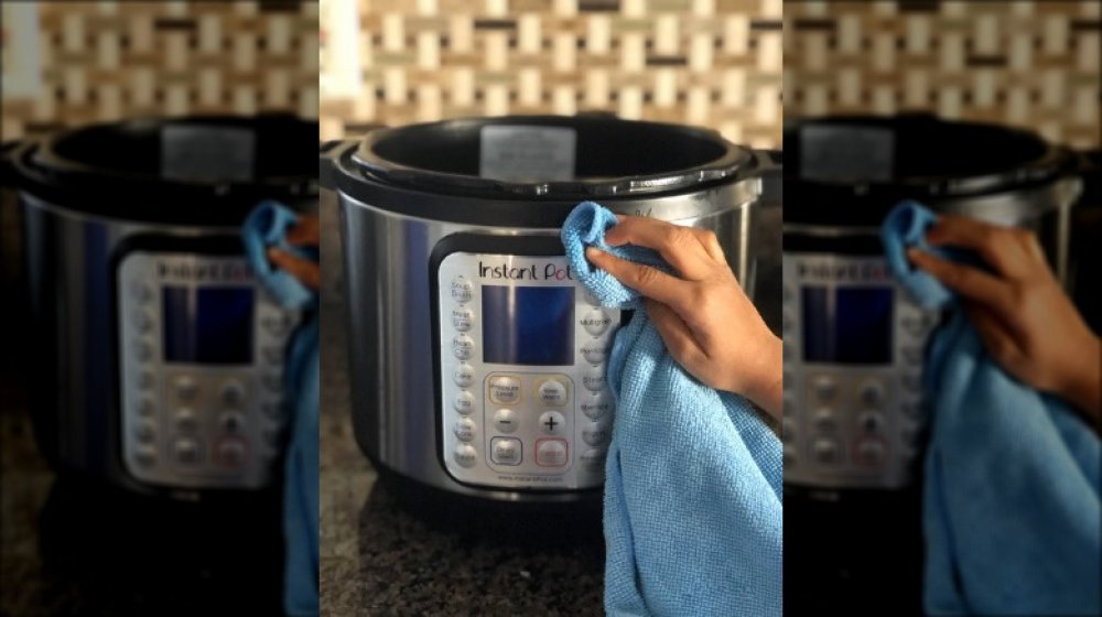 Cleaning an Instant Pot
