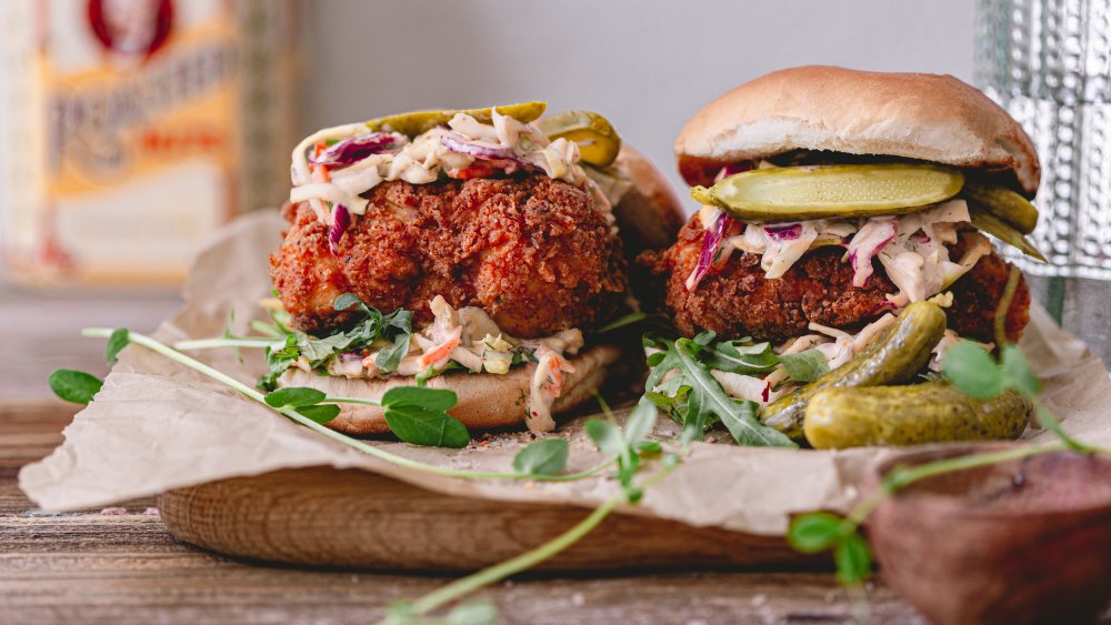 Fried chicken topped with fresh coleslaw