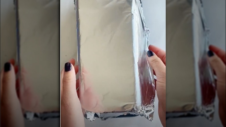 Baking Hack: How and Why to Line a Baking Pan with Foil