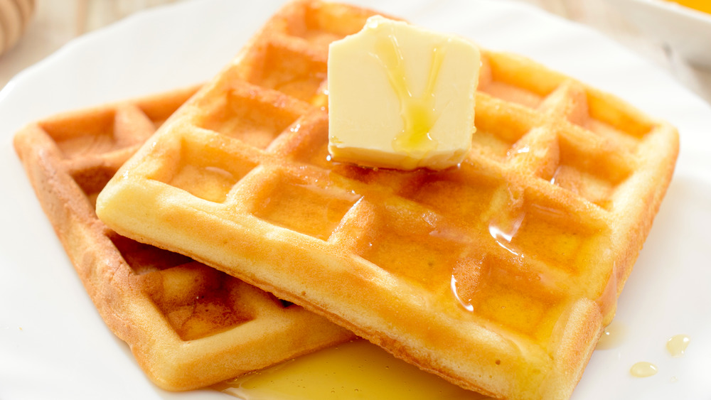 Waffles with syrup