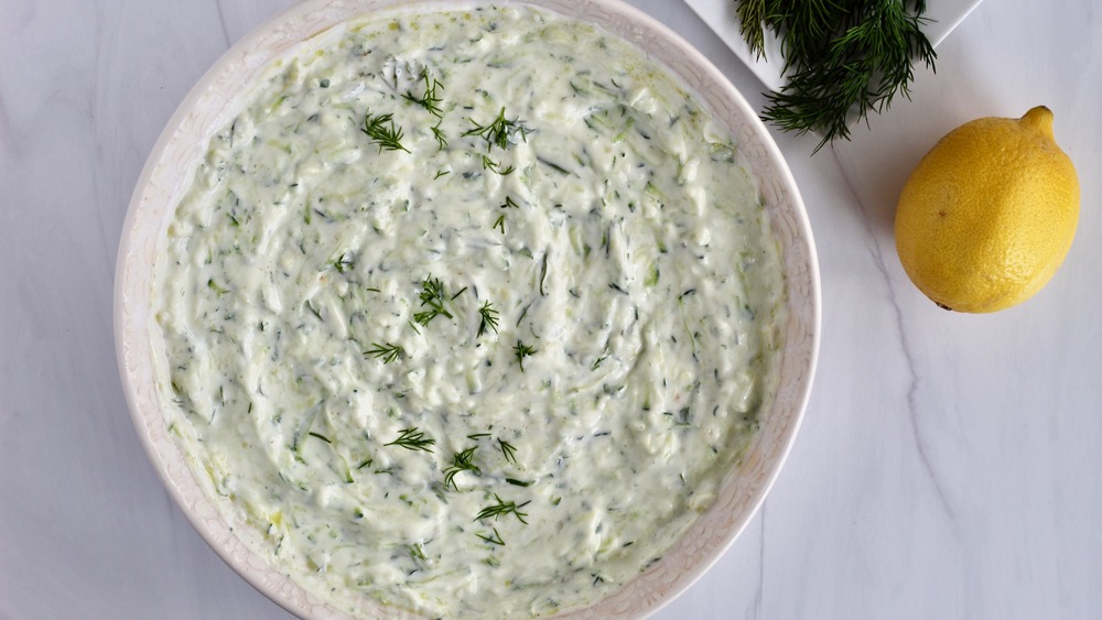  tzatziki sauce in bowl